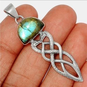 925 Sterling snake 🐍 🔮 Labradorite Snake pendant